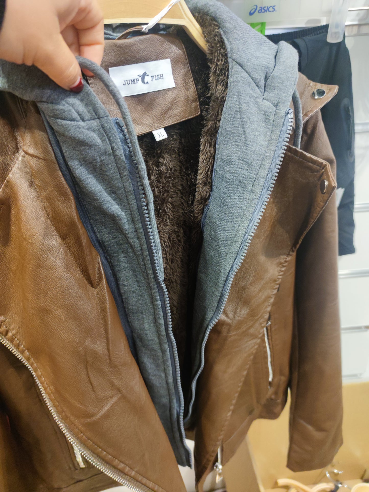 Chaqueta piel con borrego