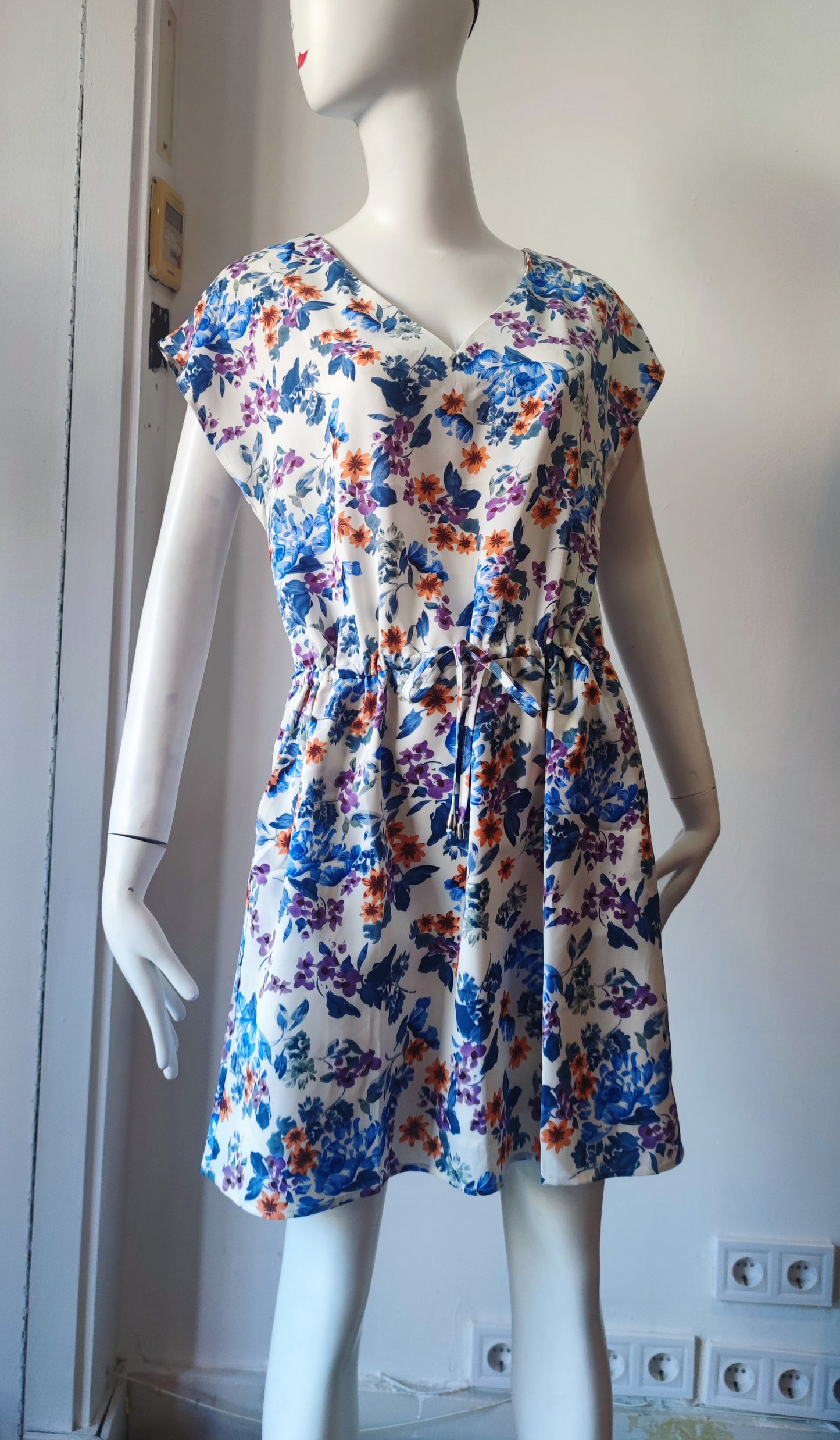 Vestido holgado con estampado floral