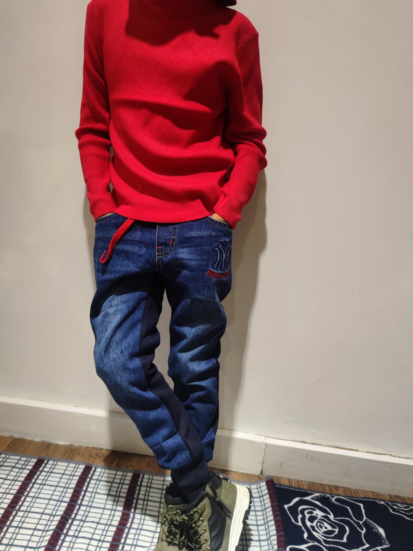 Pantalones de niño para invierno, pantalón tejano con la parte de atrás tipo chándal
