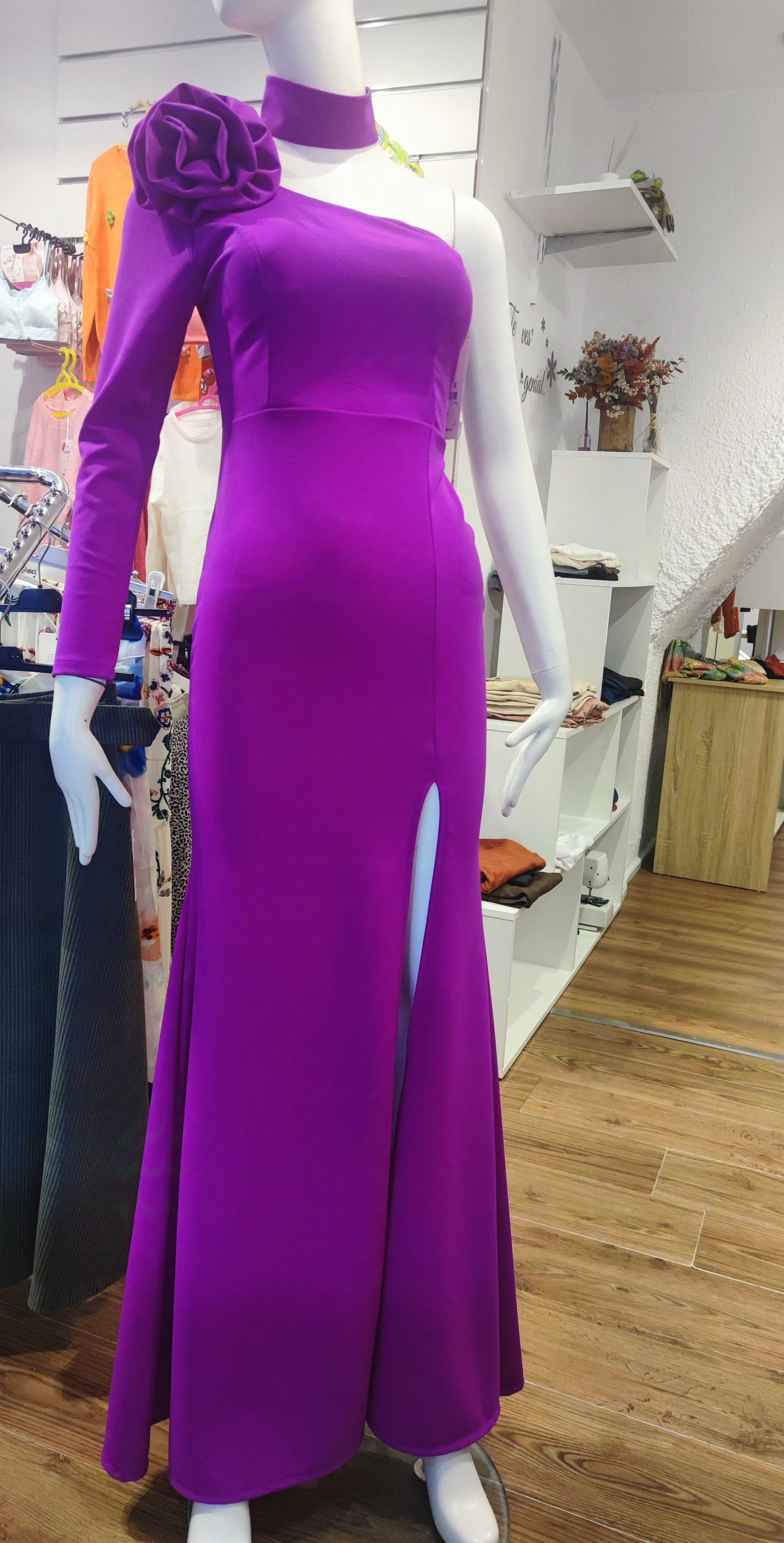 Vestido largo de fiesta con escote asimétrico, abertura en la pierna izquierda, diseño de moño y cuello opcional