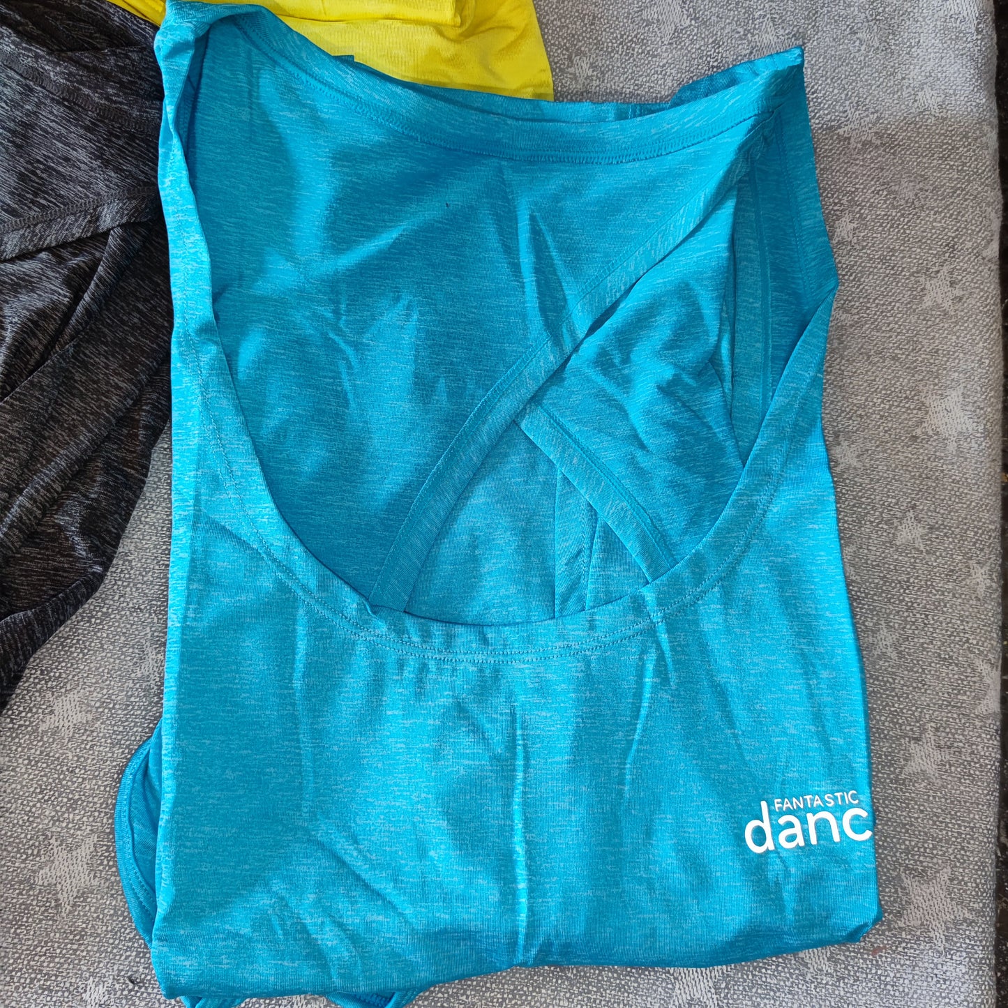 Conjunto deportivo con abertura en la espalda, zumba, gim, yoga