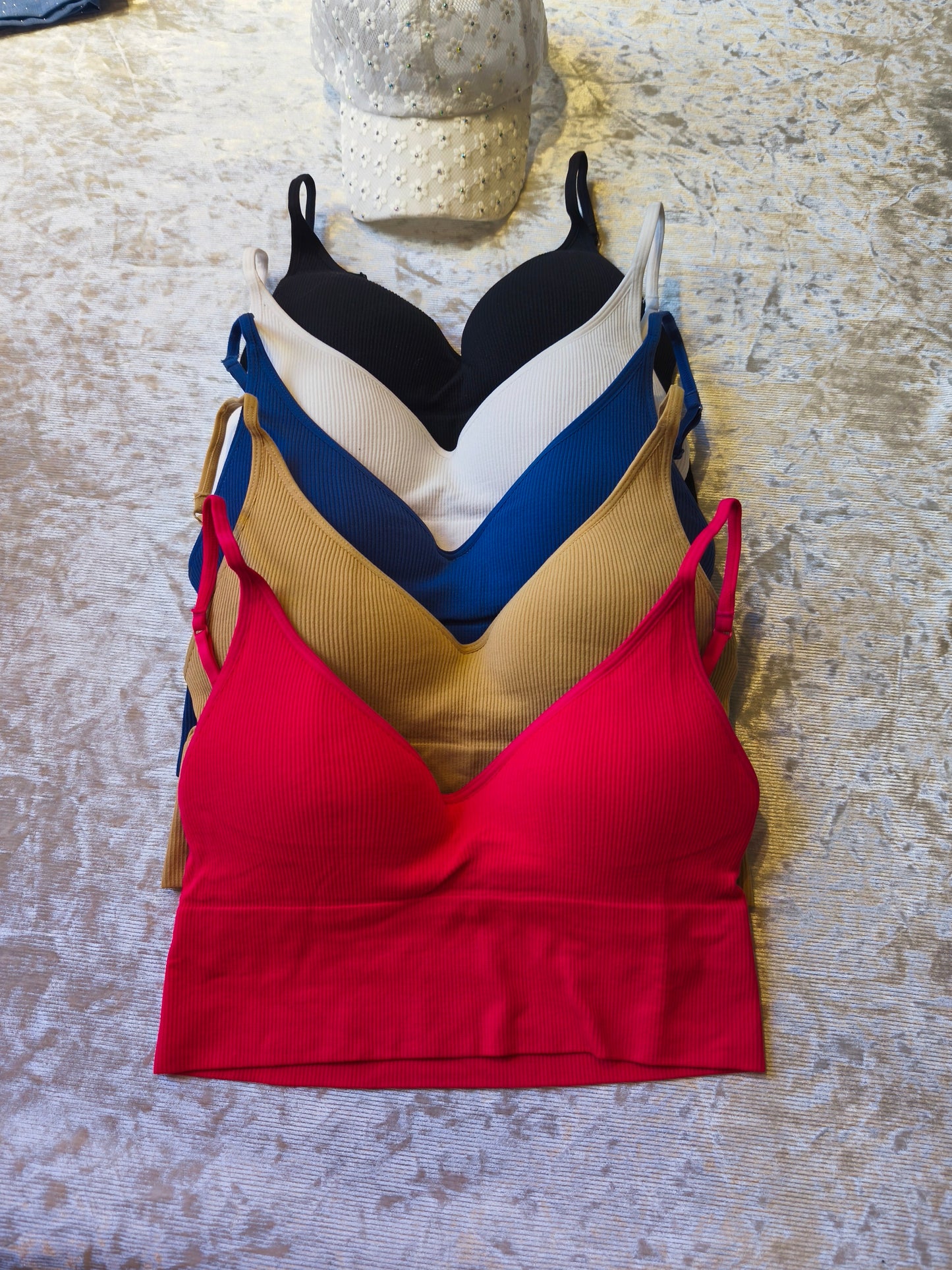 Top casual o deportivo