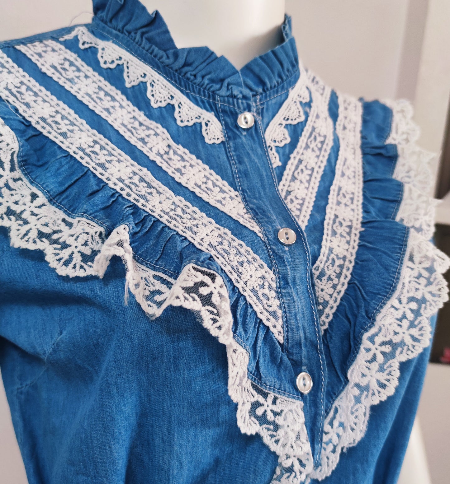 Ropa de mezclilla para mujer