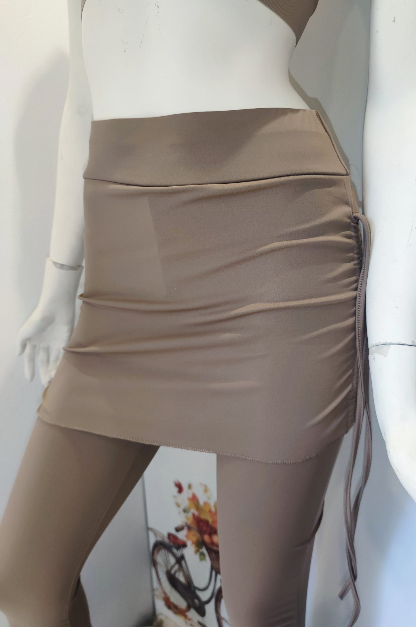 Leggins con faldilla